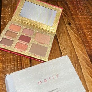 Mally Mallywood  Eyeshadow Palette